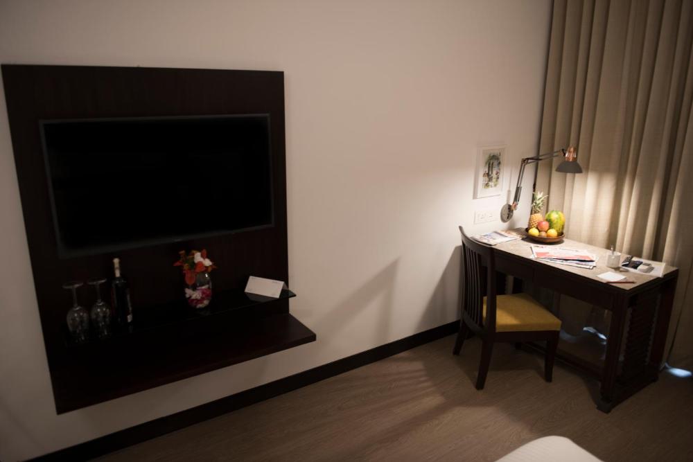 Room image 4
